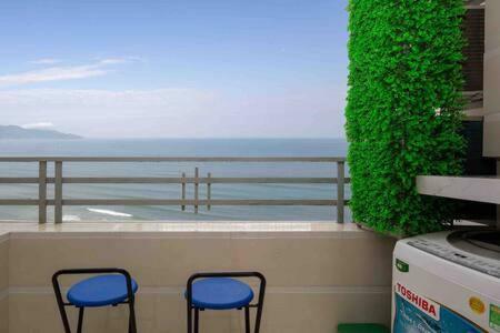 Madame Phuong - Can Ho Huong Bien Apartment Дананг Екстериор снимка