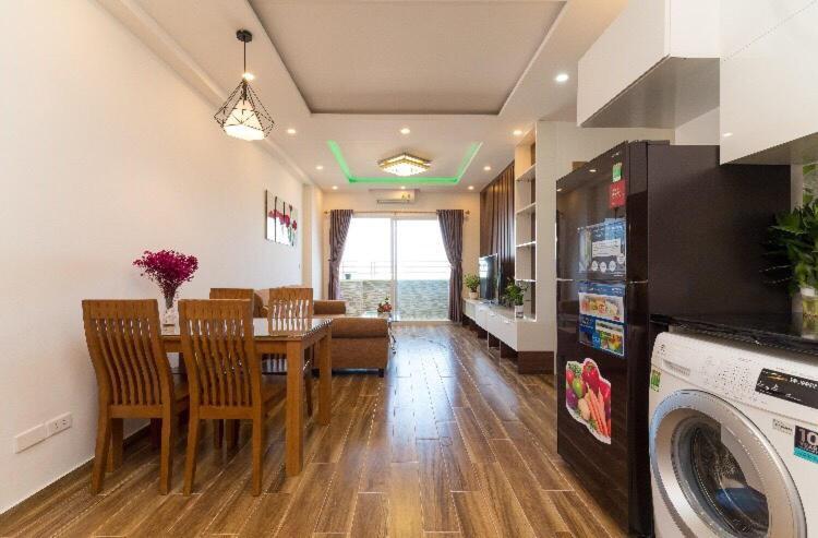 Madame Phuong - Can Ho Huong Bien Apartment Дананг Екстериор снимка